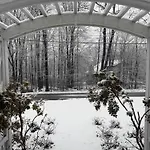 Hillsaps Ranch On The Lake